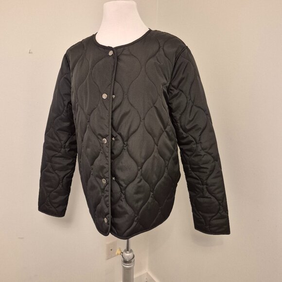 Quilted Black Jacket - Picture 1 of 5